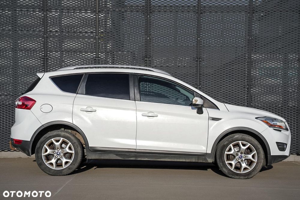 Ford Kuga 2.0 TDCi Titanium - 3