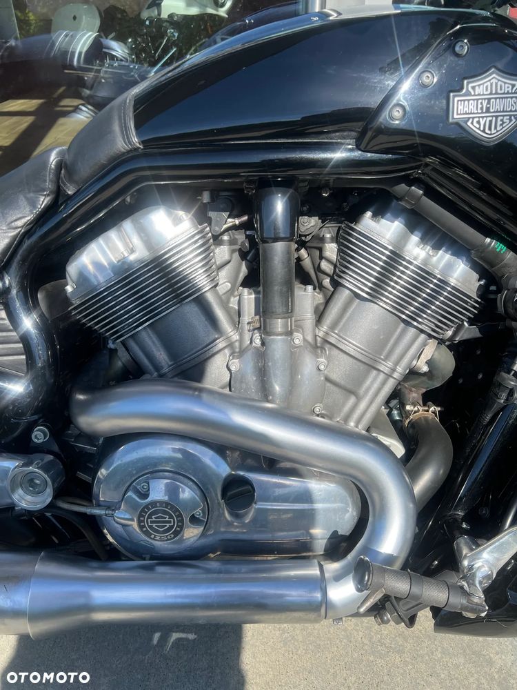 Harley-Davidson V-Rod Muscle - 4