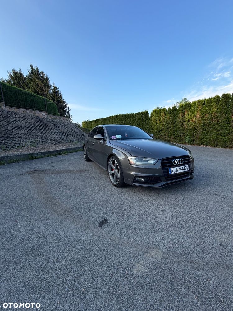 Audi A4 Limousine - 2