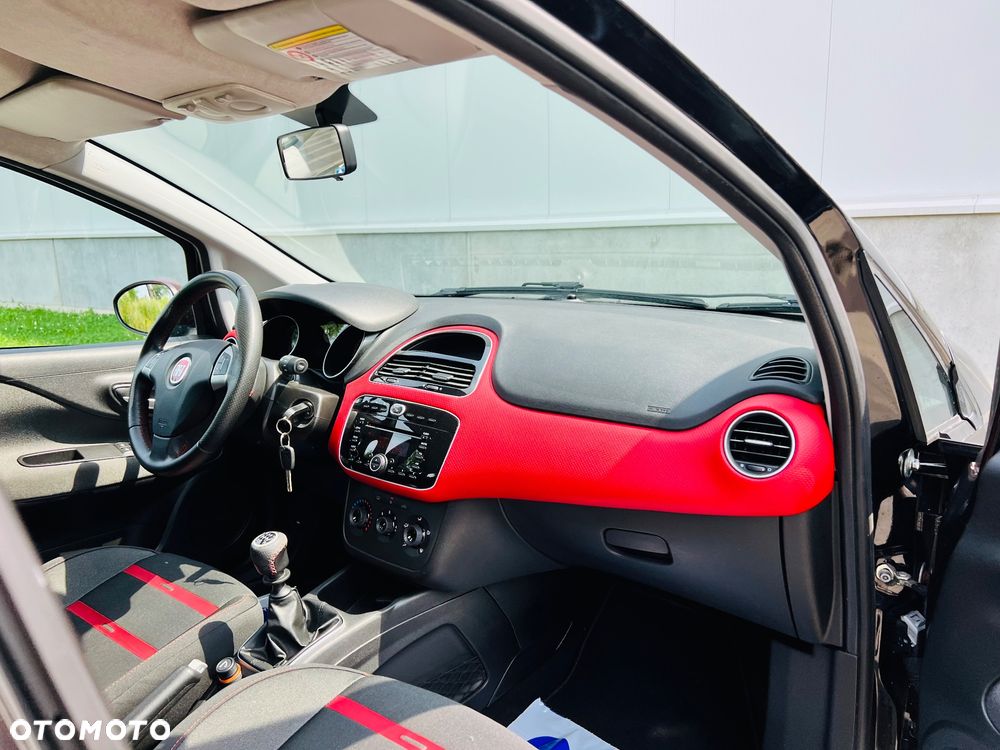 Fiat Punto Evo 1.4 8V Racing - 29