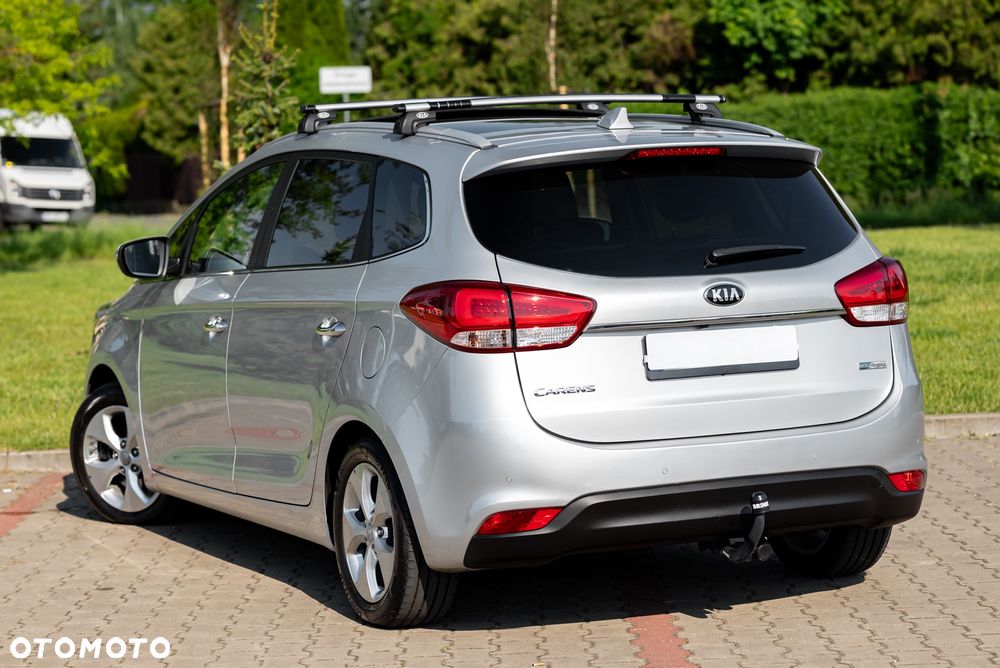 Kia Carens 1.7 CRDi 141 ISG Vision - 16
