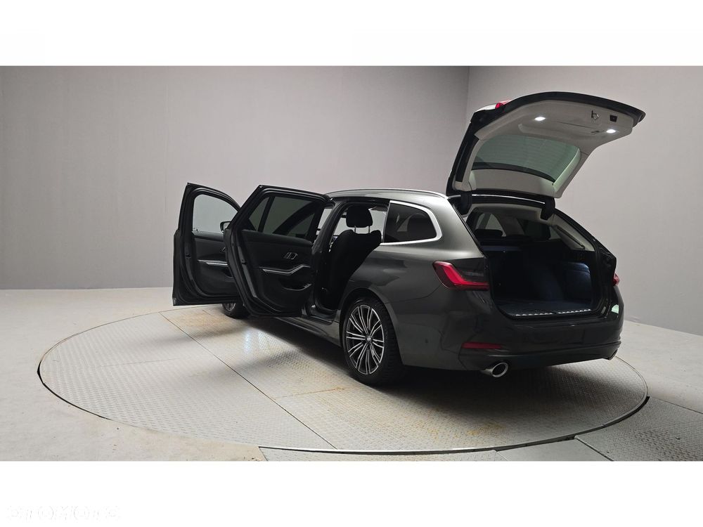 BMW Seria 3 - 15
