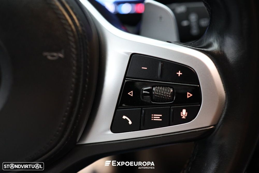 BMW 320 d Pack M Auto - 14