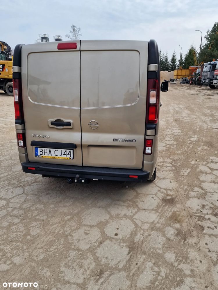 Opel Vivaro - 6