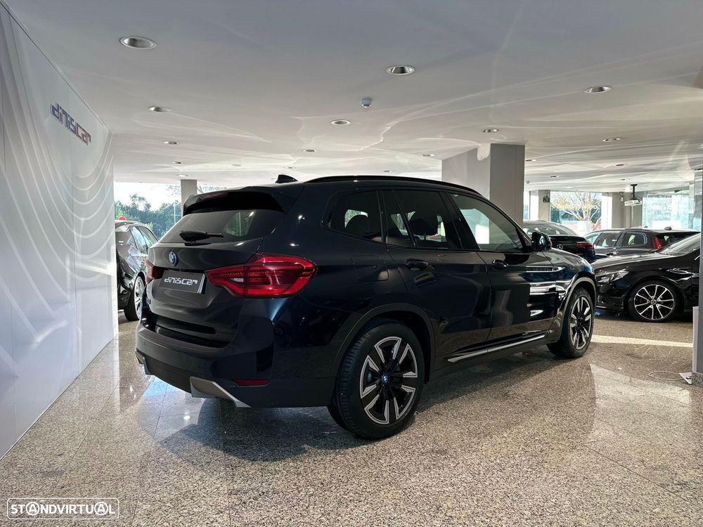 BMW iX3 Inspiring - 39