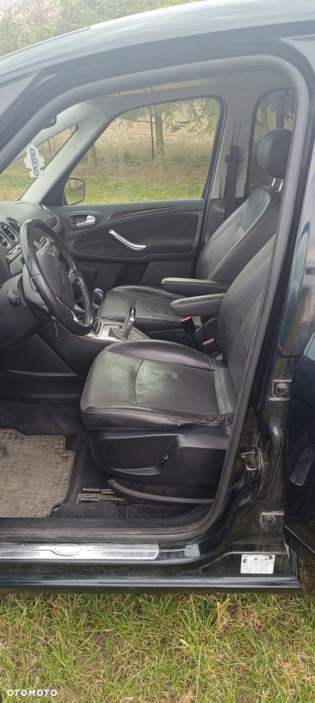 Ford Galaxy 2.0 Ghia - 15