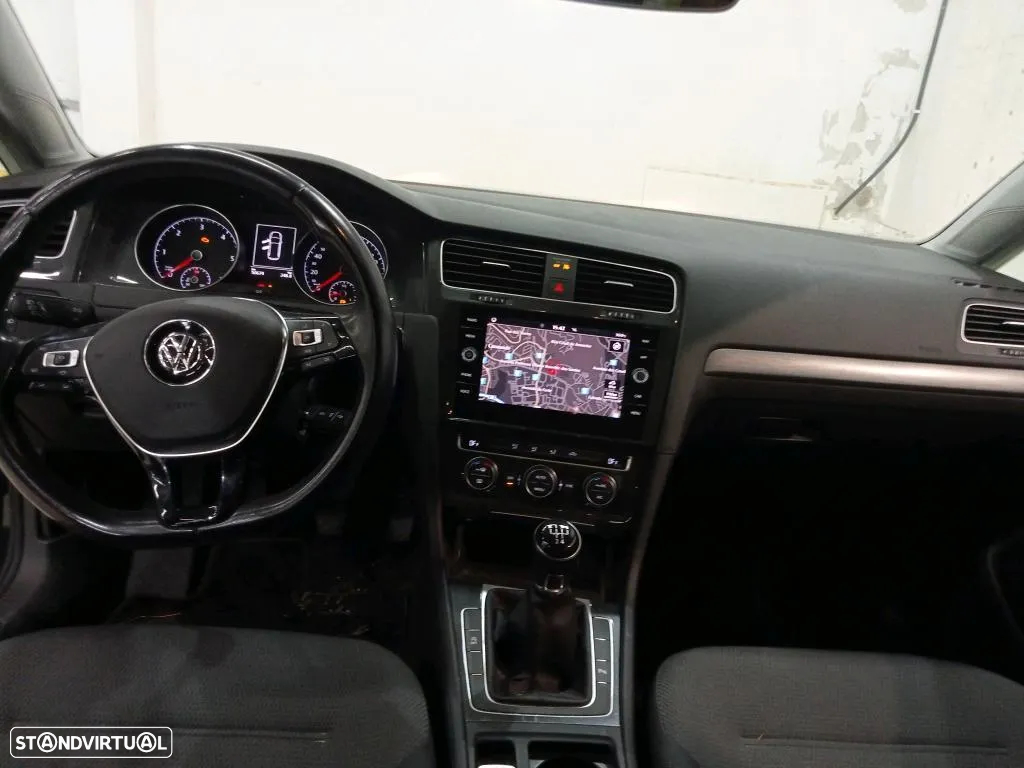 VW Golf Variant 1.6 TDi Confortline - 7