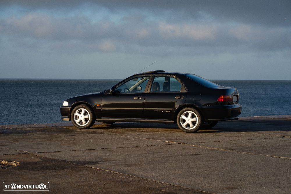 Honda Civic 1.6 VTi - 4