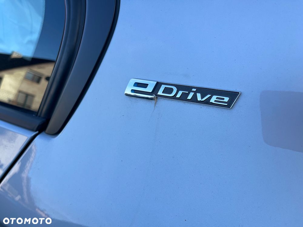 BMW Seria 3 330e iPerformance Advantage - 10