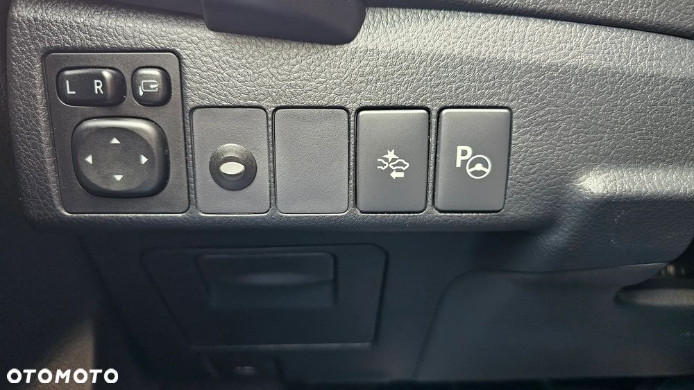 Toyota Corolla 1.6 Prestige EU6 - 35