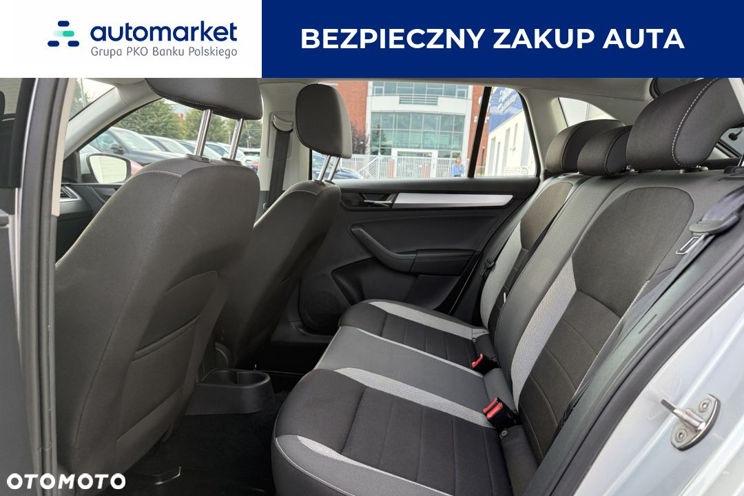 Skoda RAPID Spb 1.0 TSI Ambition - 10