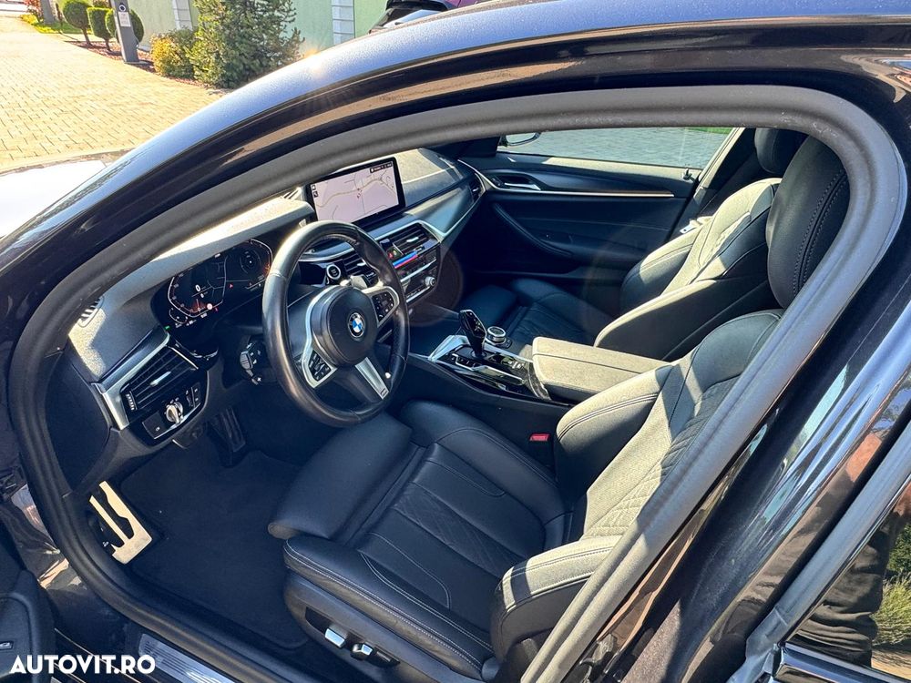 BMW Seria 5 520d Aut. M Sport Edition - 32