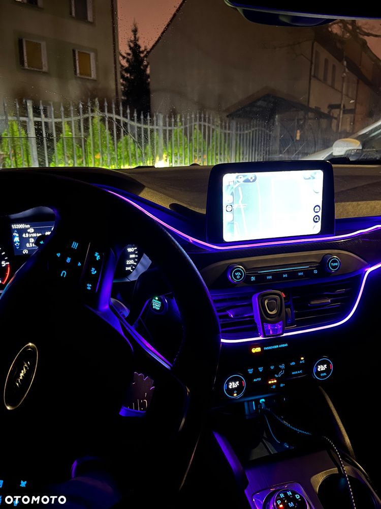 Ford Focus 1.5 EcoBlue Start-Stopp-System ST-LINE STYLE - 5