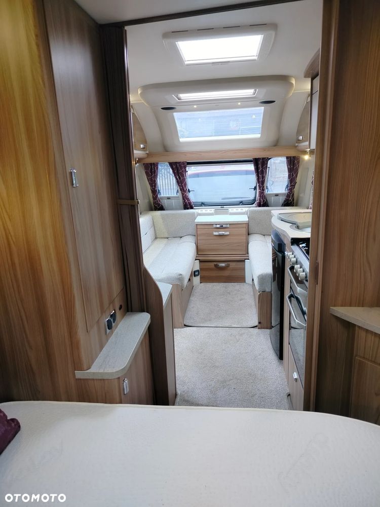 SWIFT Challenger 580 - 23