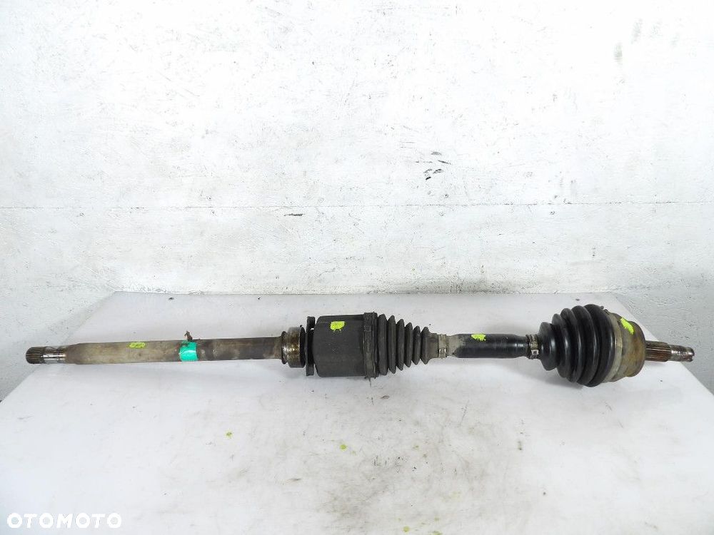 FIAT DOBLO II LIFT 2.0M-JET PÓŁOŚ PRAWA PRZÓD - 1