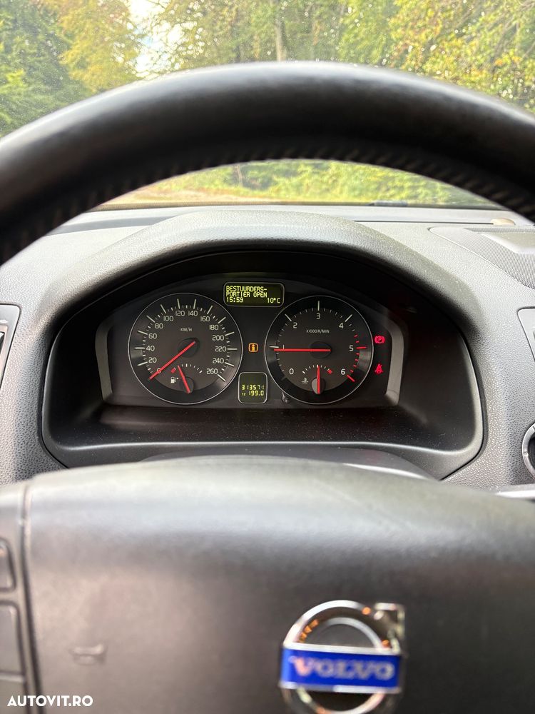 Volvo V50 - 4