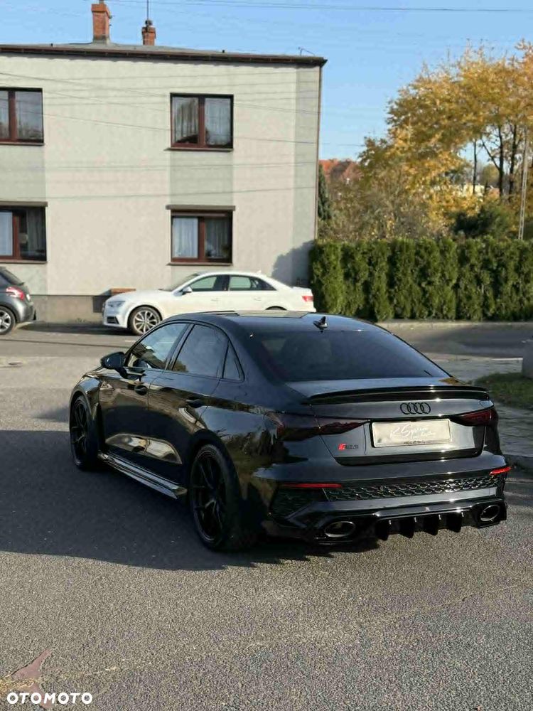Audi RS3 Limousine - 2
