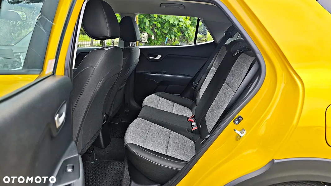 Kia Stonic - 34