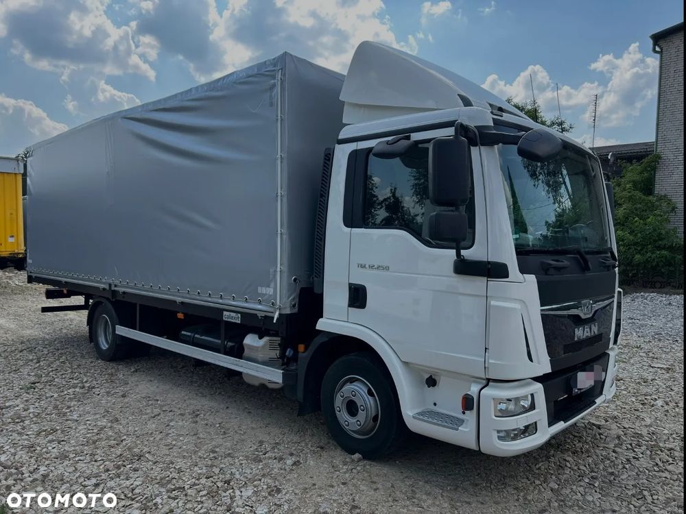 MAN TGL 12.250 3 osobowy MANUAL oryginał 6.2m HAK AUTOMAT KLIMA 12000kg ESP EURO 6 / TOP STAN / okazja nauka jazdy MOŻLIWOŚĆ DOSTOSOWANIA elka - 4