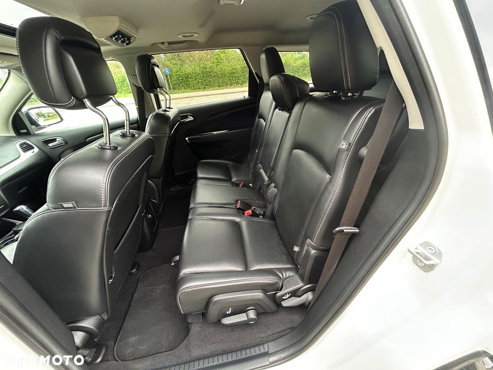 Fiat Freemont 2.0 Multijet 16V DPF Automatik Allrad Black Code - 16