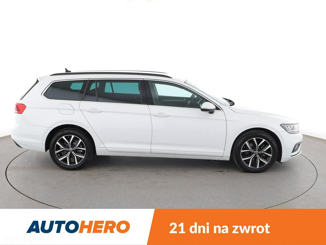 Volkswagen Passat 2.0 TDI SCR Business DSG - 9