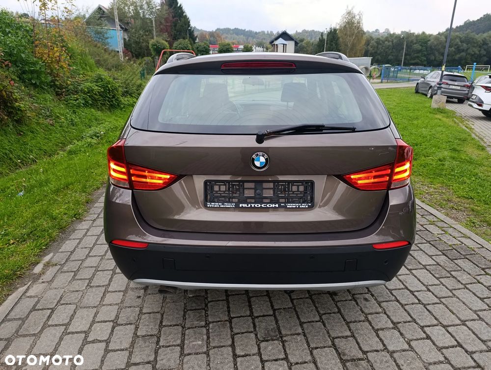 BMW X1 sDrive18d xLine - 9