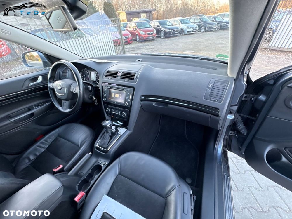 Skoda Octavia 1.8 TSI DSG Laurin & Klement - 32