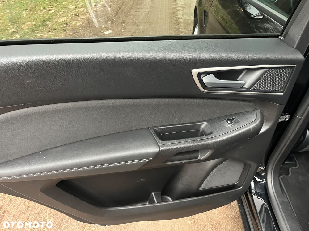 Ford S-Max 1.5 EcoBoost Titanium - 23