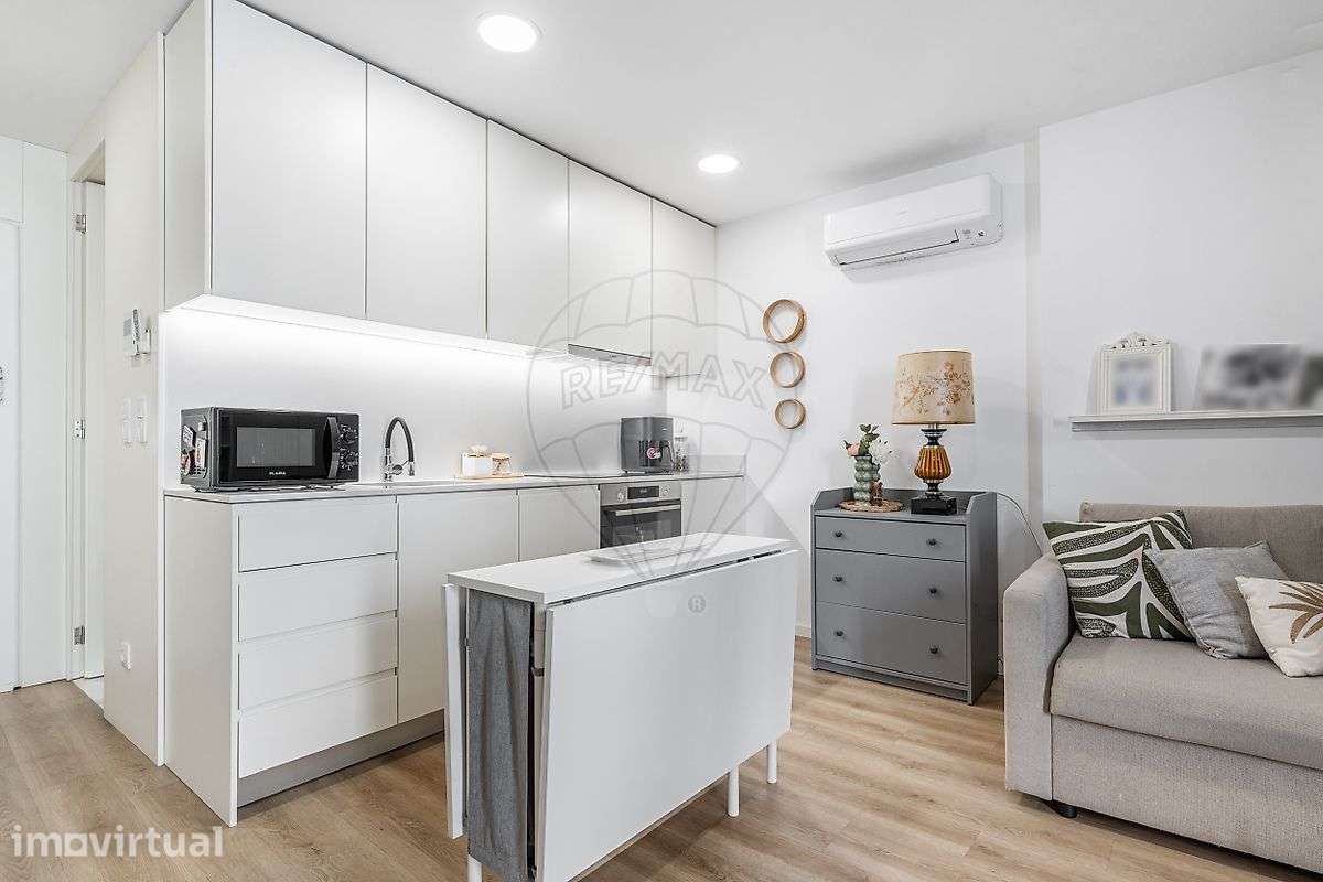 Apartamento T1 semi-novo no centro da cidade de Braga, em S. Vicente! - Grande imagem: 2/19