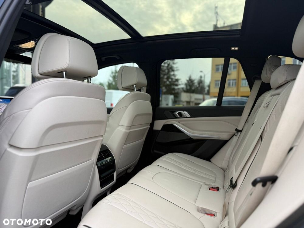 BMW X5 - 12