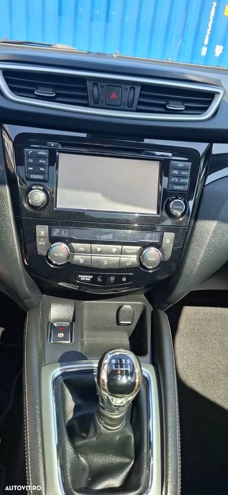 Nissan Qashqai 1.5 DCI Start/Stop Tekna - 24