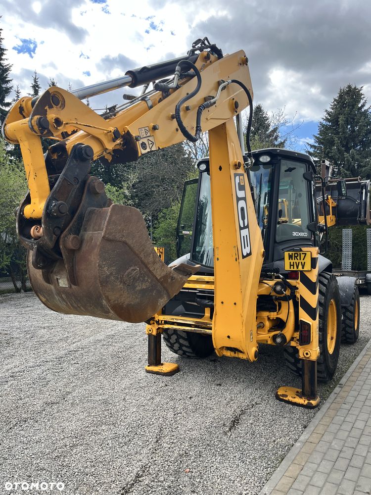 JCB 3CX - 10