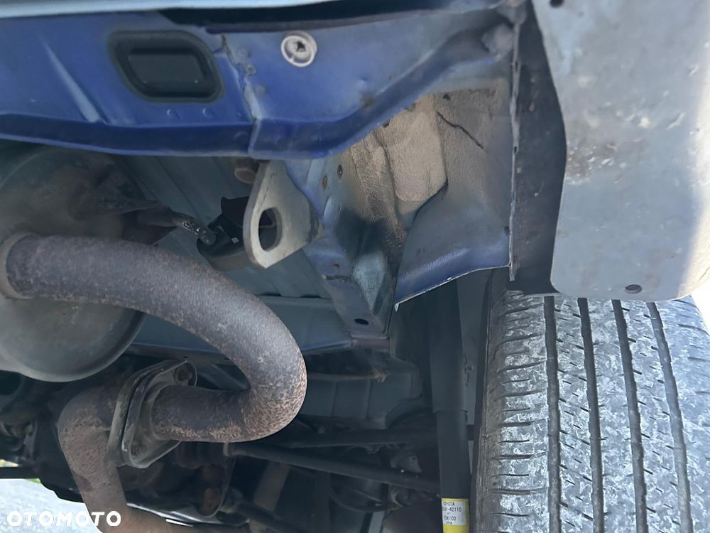 Toyota RAV4 - 9