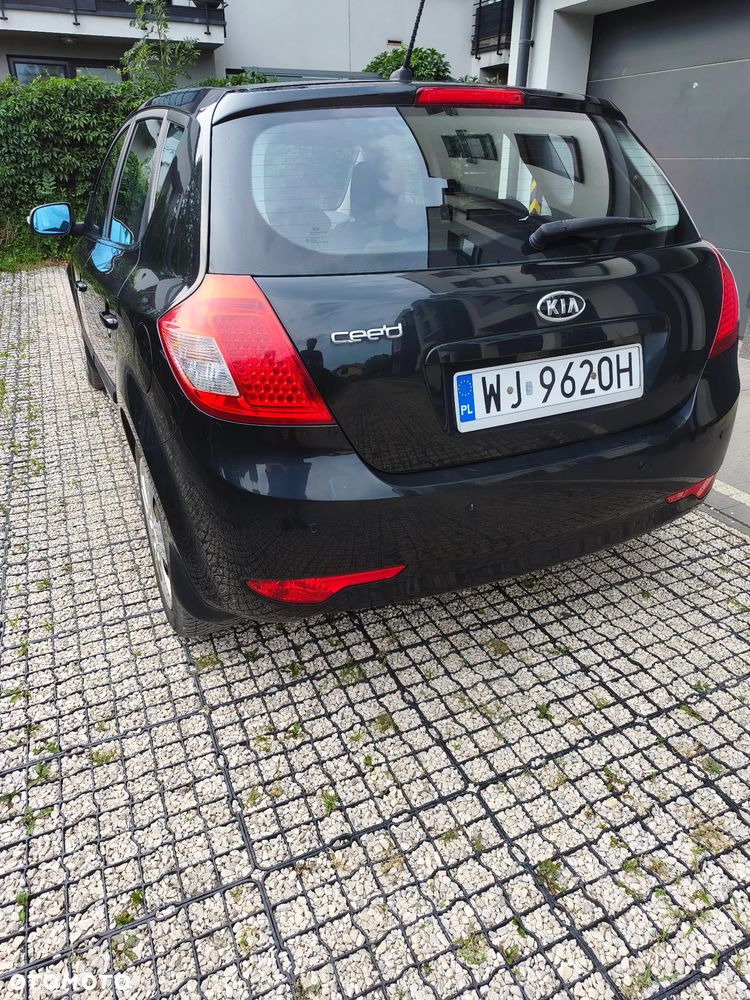 Kia Ceed 1.6 Comfort + - 8