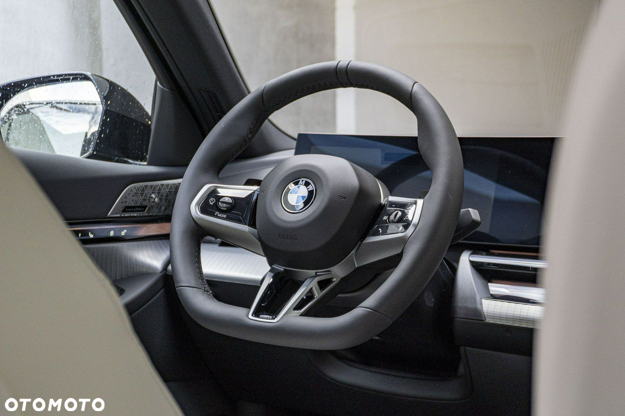 BMW Seria 5 - 17