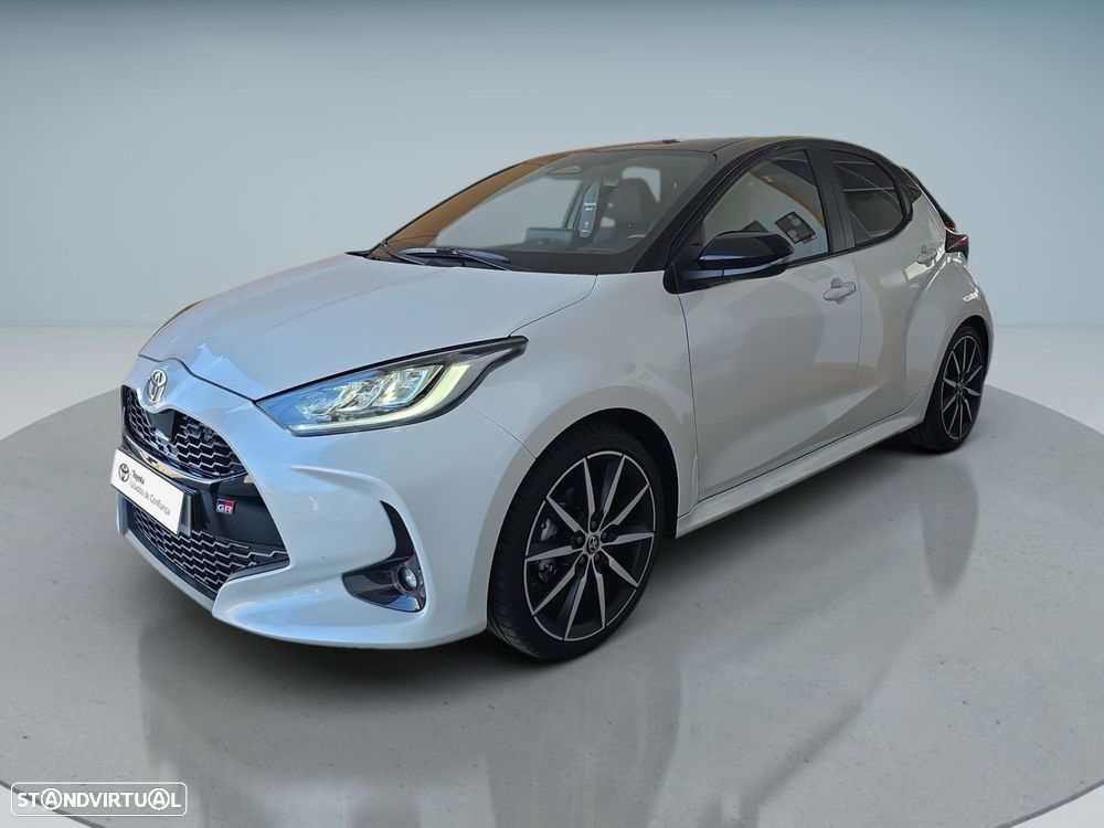 Toyota Yaris - 1