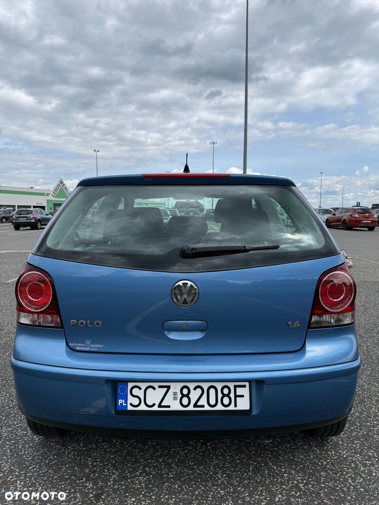 Volkswagen Polo 1.4 Comfortline - 10