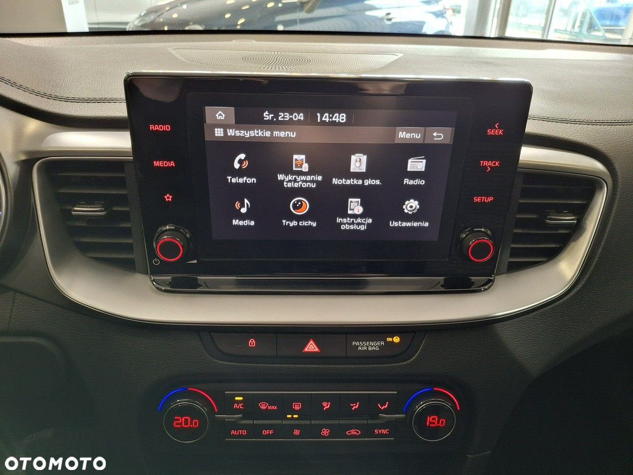 Kia Ceed - 14