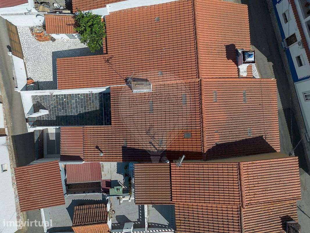 Moradia T2 para venda - Grande imagem: 3/42