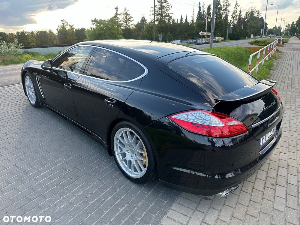 Porsche Panamera Turbo - 13