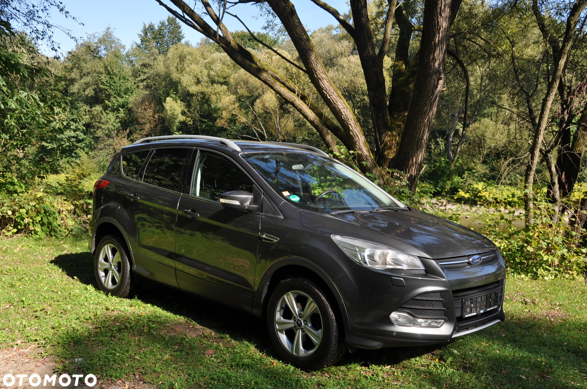 Ford Kuga 1.6 EcoBoost 2x4 Titanium - 21