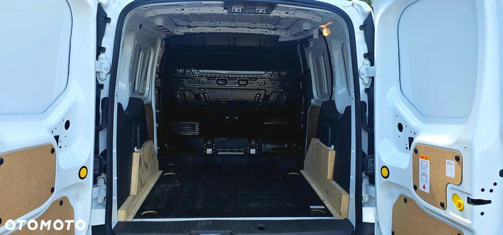 Ford Transit Connect - 8