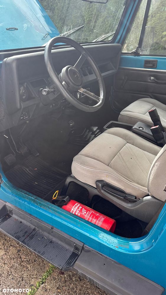 Jeep Wrangler 2.5L - 19