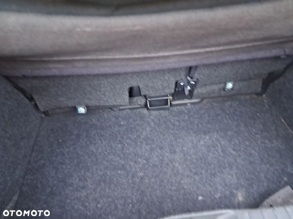 Nissan Micra 1.5 dCi I-WAY - 10