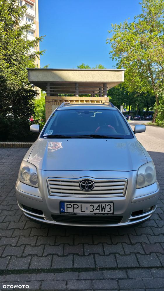 Toyota Avensis 2.0 D-4D Combi - 2