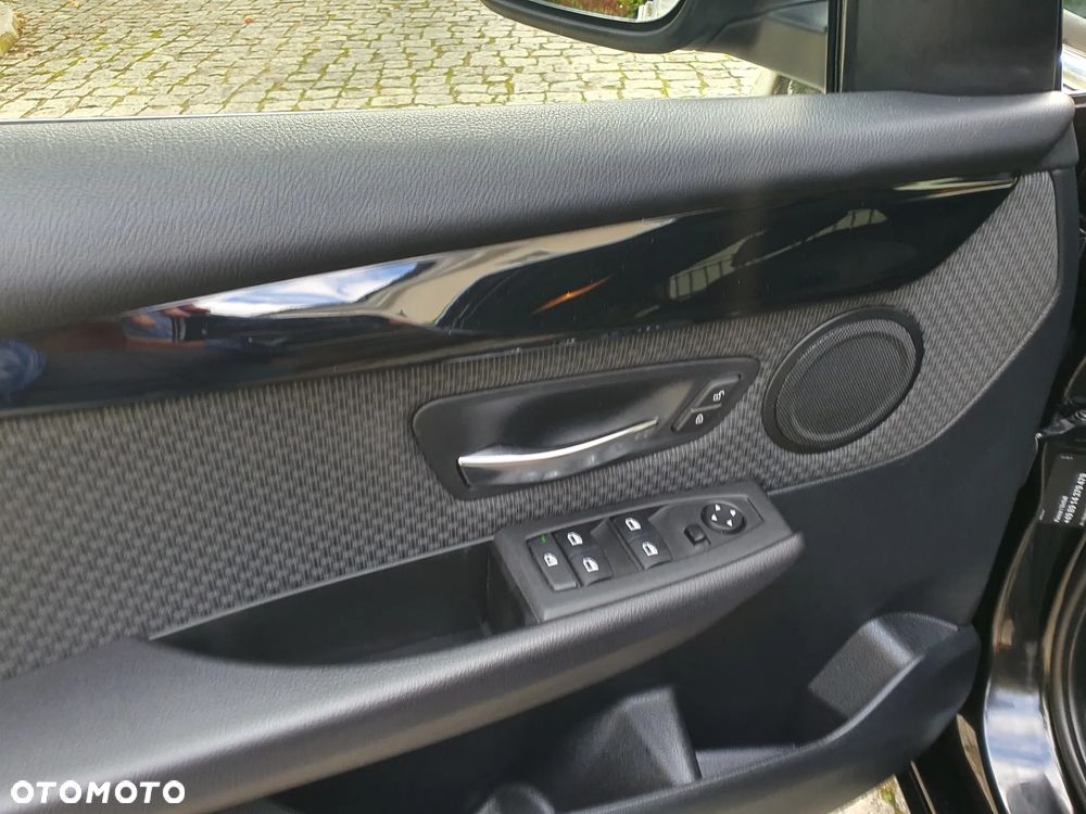 BMW Seria 2 ver-218d-advantage - 13
