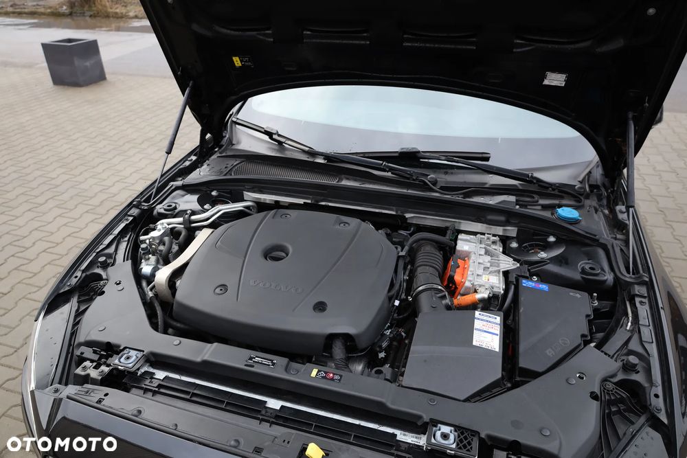 Volvo V60 T6 AWD Recharge Geartronic RDesign - 40