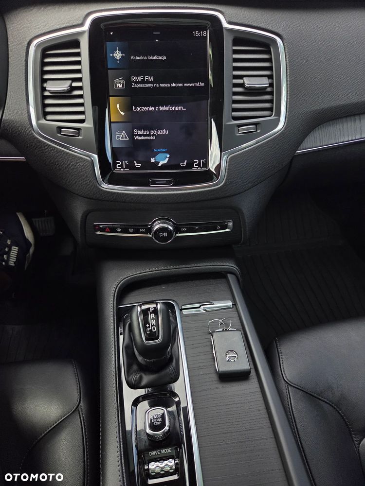 Volvo XC 90 T5 AWD Momentum 7os - 34
