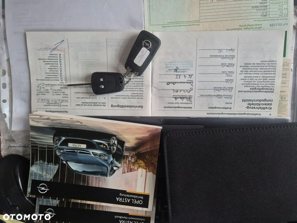 Opel Astra - 28