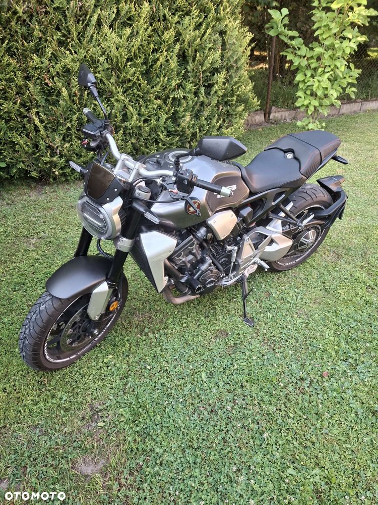 Honda CB - 9